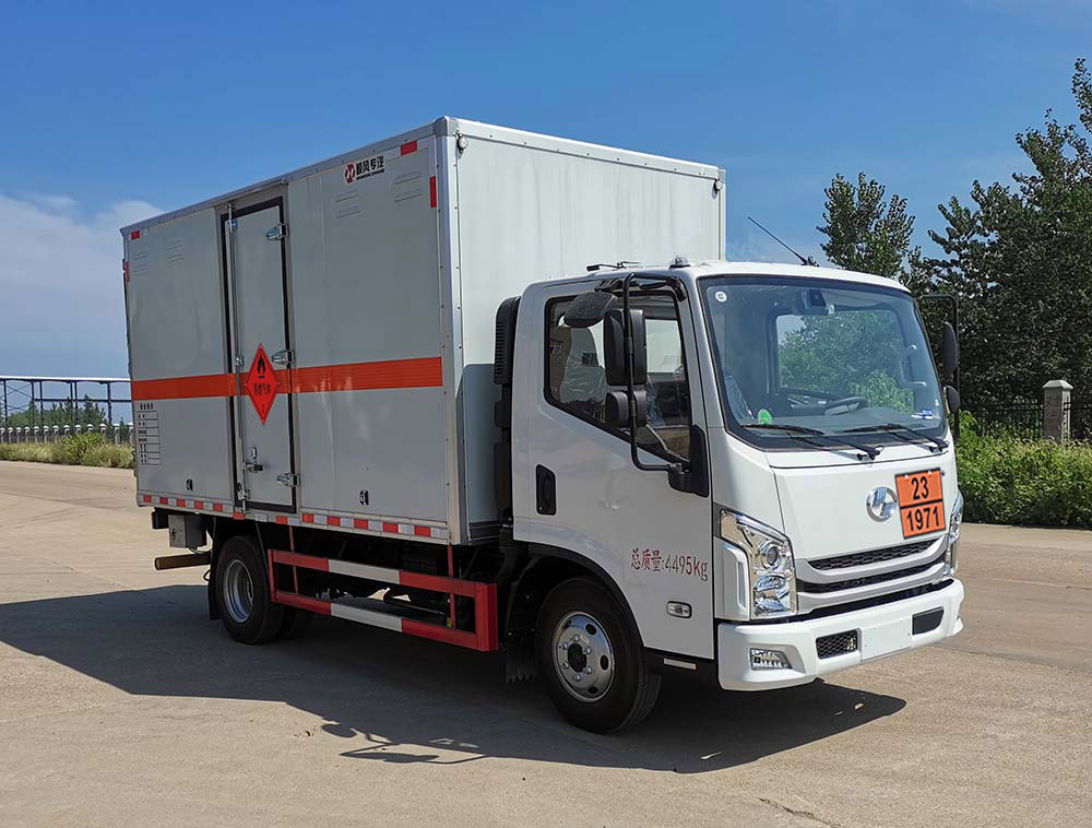 顺风智造牌SFZ5045XRQS6型易燃气体厢式运输车