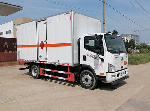 顺风智造牌SFZ5120XRQC6型易燃气体厢式运输车